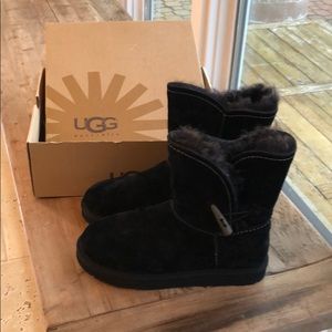 NWT UGG Boots